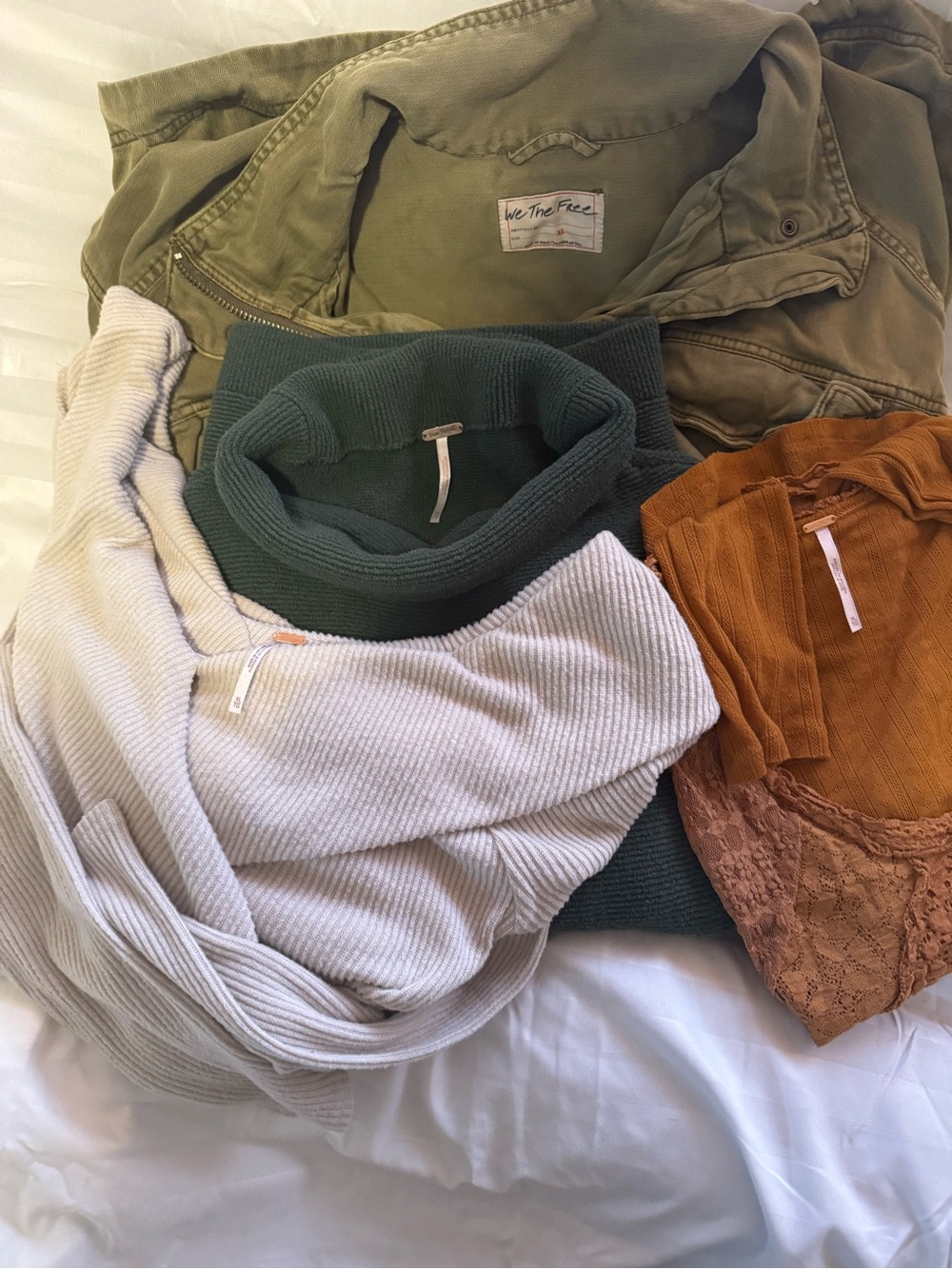 🎉RESELLER BUNDLE🎉🎉 FREE PEOPLE!!!
